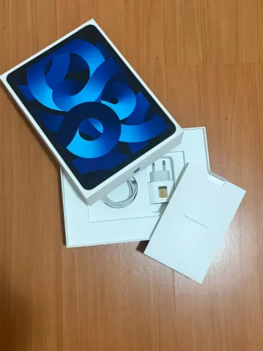 iPad Air 64GB com caixa e manuais originais