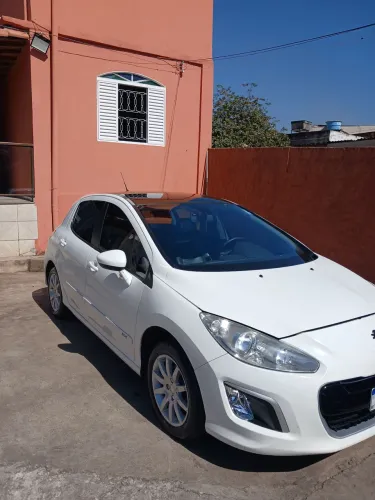 Peugeot 308 Active 1.6 Flex 16V 5P Mec. 2014