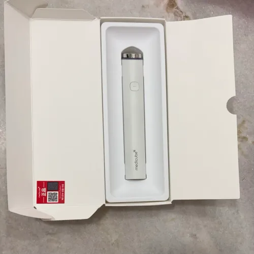 Medicube Booster Pro Mini Branco