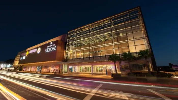 3 Vagas em restaurante do Shopping São José
