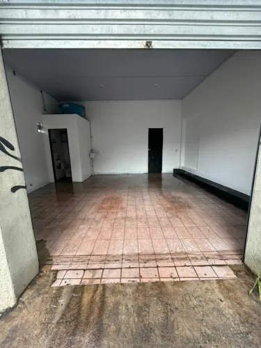 Salão comercial na Vila Carrão com 36 metros.
