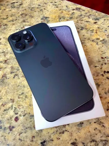 iPhone 15 Pro Max 256GB Preto