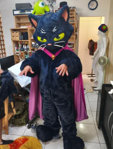 Cabeça e Roupa Mascote