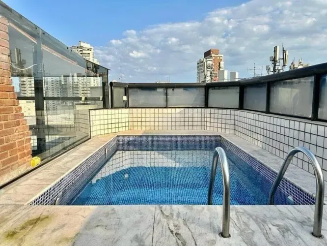 Cobertura para alugar em Santos na Ponta da Praia com 4 quartos