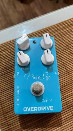 Pedal de Efeito Pure Sky Overdrive