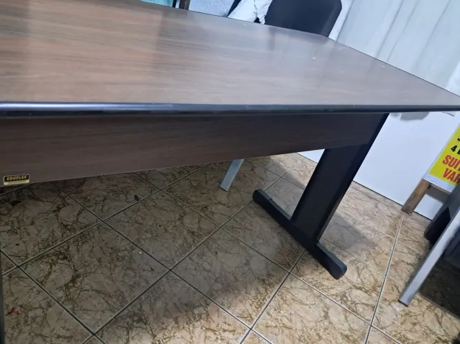 Mesa escritório