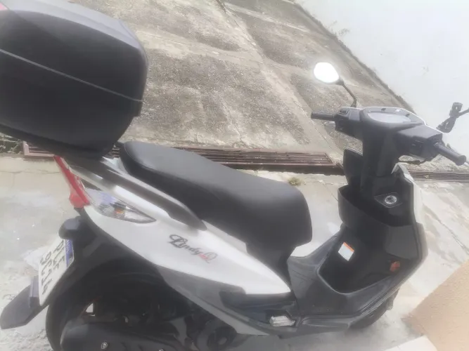 Lindy 125 da suzuki  2019<br>2018 modelo 2019 <br>Documentação 100% correta