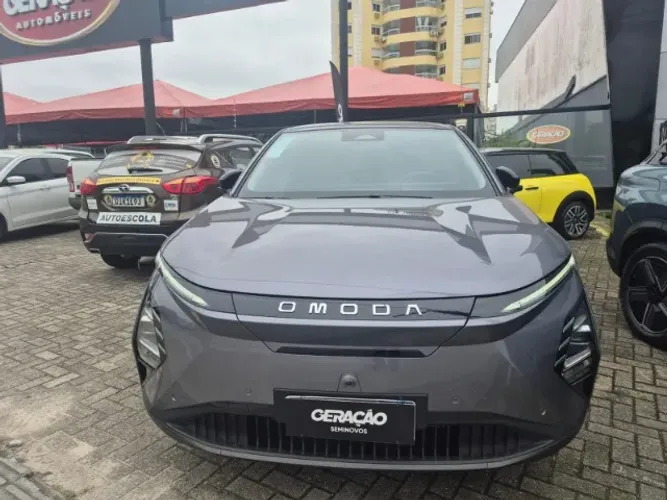 Omoda E5 Elétrico (61,1 KW) 2026