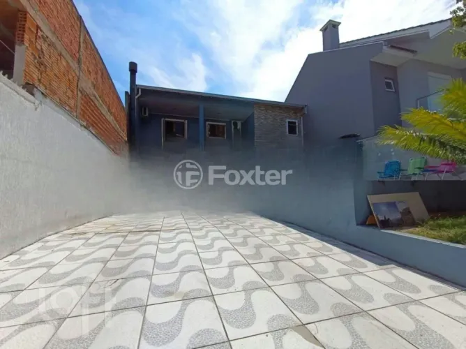 Casa à venda Rua dos Jaborandis, Igara - Canoas