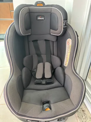 Cadeirinha Chicco NextFit original em excelente estado!