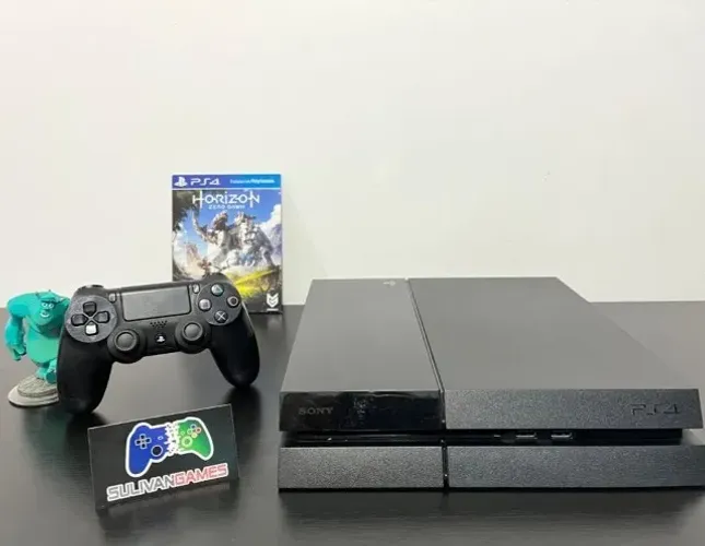 PS4 fat com HD de 500gb - 1 controle e 1 jogo - Parcela