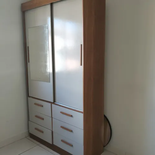 Guarda roupa