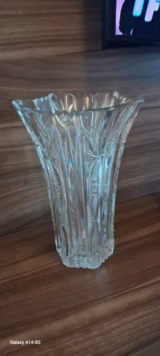 Vaso de cristal lapidado a mão 63 cm