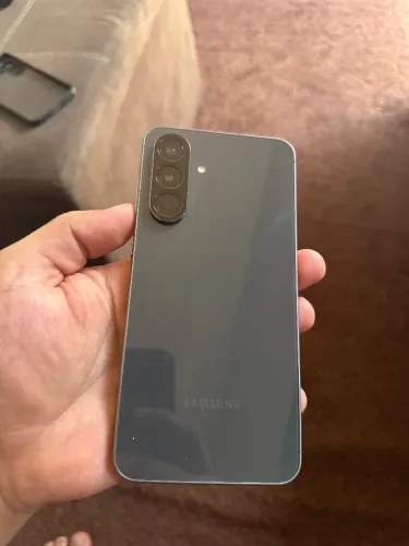 Samsung A56 256GB e 8GB de RAM