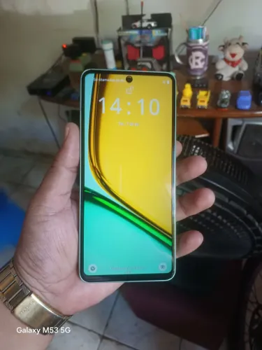 REALME C67 256 GB + 12 GB DE RAM, MUITO BEM CONSERVADO. MUITO BOM NO DESEMPENHO NÃO TRAVA.