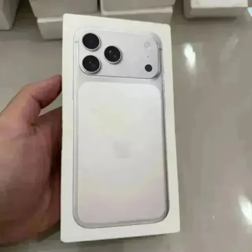 IPhone 17 Pro Max 256GB Silver Lacrado Garantia Apple! Aceito cartão! Entrego! Aproveita!