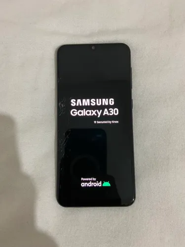 Samsung Galaxy A30 64GB - Leia a descrição