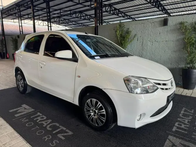Toyota Etios 1.3 Flex 16V 5P Mec. 2017