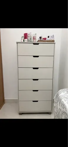 Vendo cômoda 6 gavetas