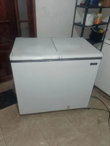 Freezer Esmaltec duas portas