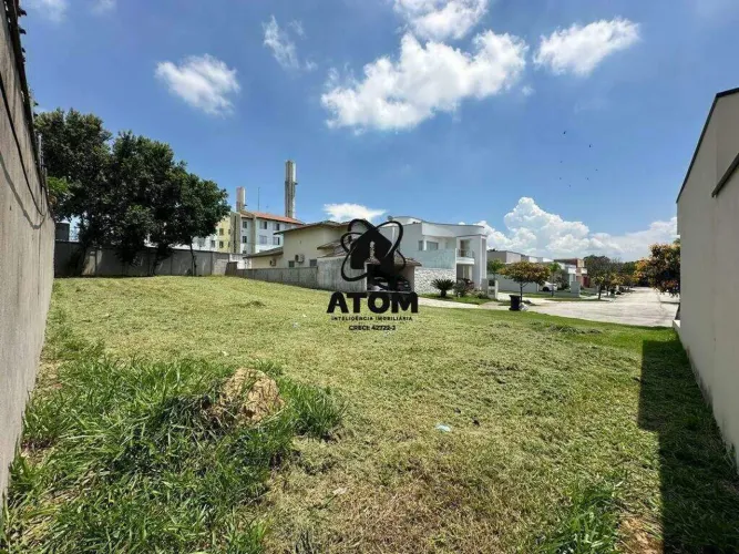 Terreno à venda em condomínio em Taubaté