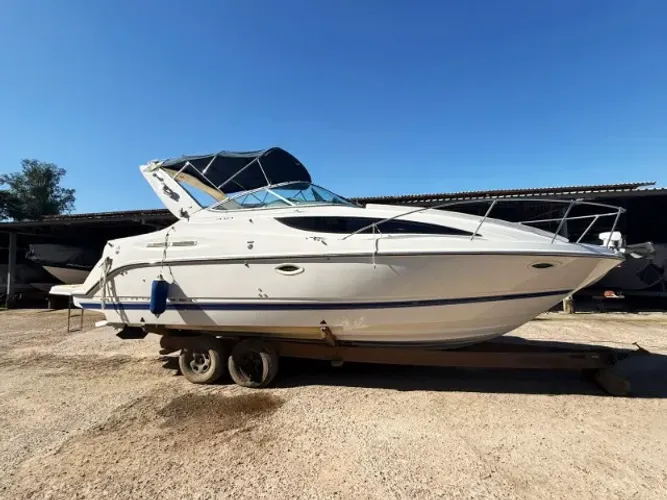 Lancha Bayliner 310 - Ano 2007 - Mercruiser 320Hp