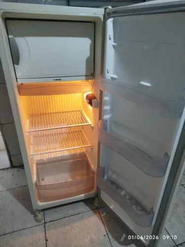 Geladeira Consul e.