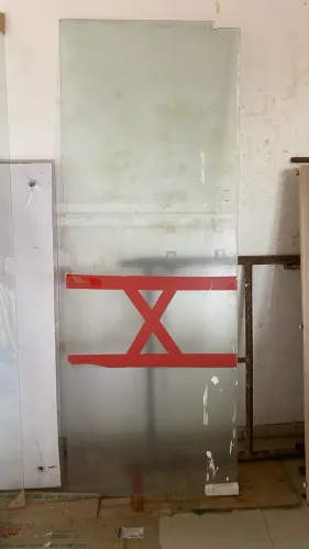 Porta de vidro 2,06 x 76