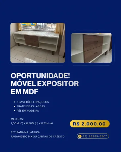 Móvel expositor MDF