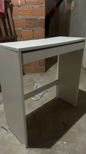 ? Escrivaninha / Penteadeira Compacta Branca com Gaveta - Perfeito Estado!