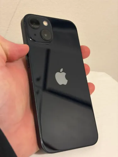 Iphone 13 100% funcional 85% bateria