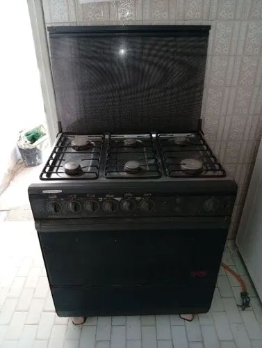 Fogão seis bocas