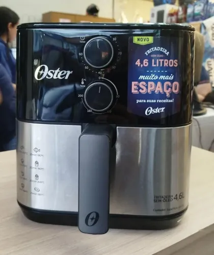 Fritadeira Air frayer oster 4.5 litros 