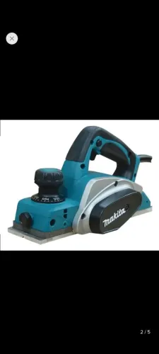 Vendo plaina e tupia,marca Makita 700 reais as duas,na caixa e com nota fiscal,