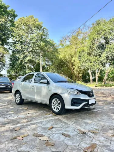Toyota Etios X Sedan 1.5 Flex 16V 4P Mec. 2014