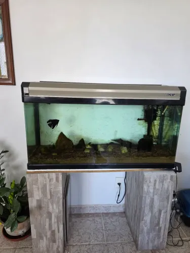 AQUÁRIO BOYU 1m de largura e 49cm de altura