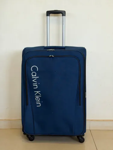 Mala Calvin Klein de viagem 23kg importada