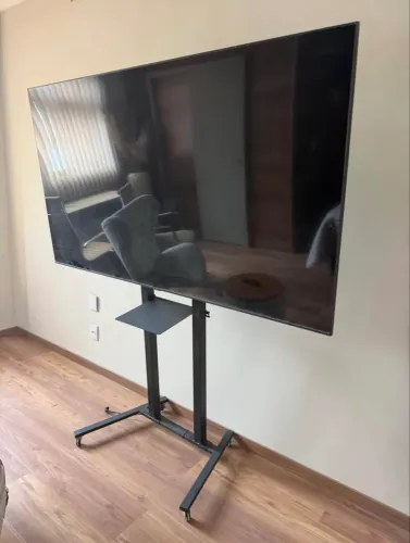 Pedestal suporte para televisão