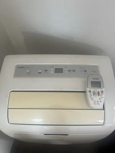 Vendo ar condicionado portátil Cônsul - pouquíssimo usado.