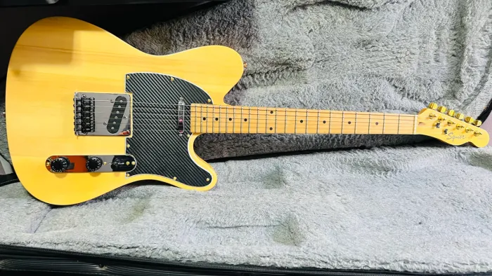 https://loja.menu/guiguitars