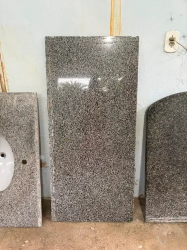3 Pedras de granito/bancadas