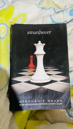 Amanhecer - série crepúsculo