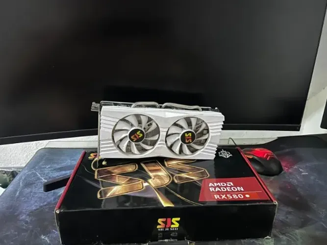 Placa de Vídeo RX 580