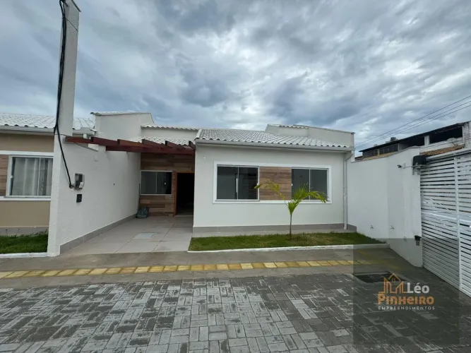 Casa em Granja dos Cavaleiros - Macaé