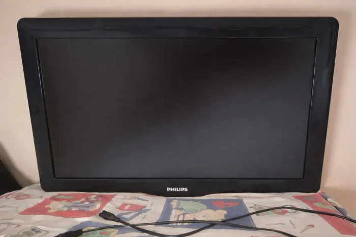 Tv 42 polegadas( não é smart)