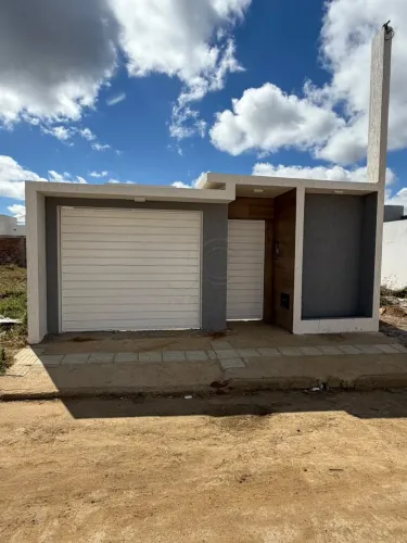 Casa à venda - Bairro Primavera