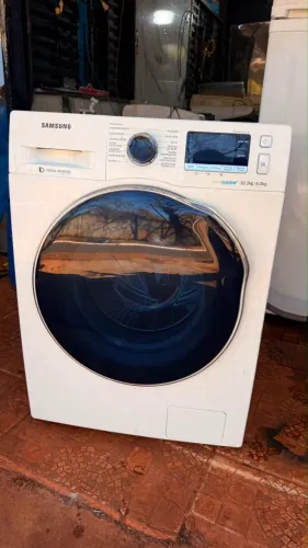 Lava e seca Samsung 10 kg semi nova