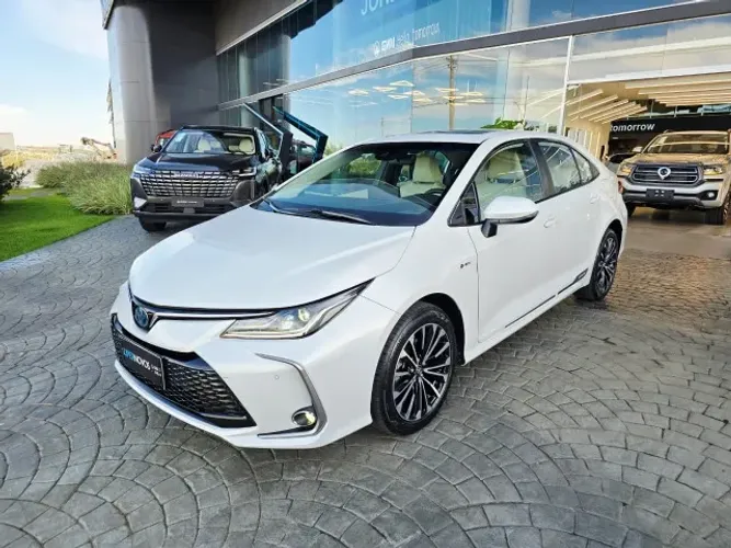 Toyota Corolla Altis Prem. Hybrid 1.8 Flex AUT 2025