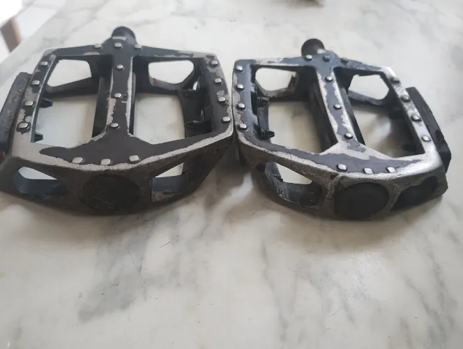 Pedal de alumínio bike, rosca grossa, 25,00