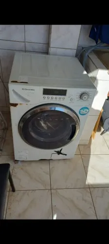 Lavadora Secadora Eletrolux 9kg 220v